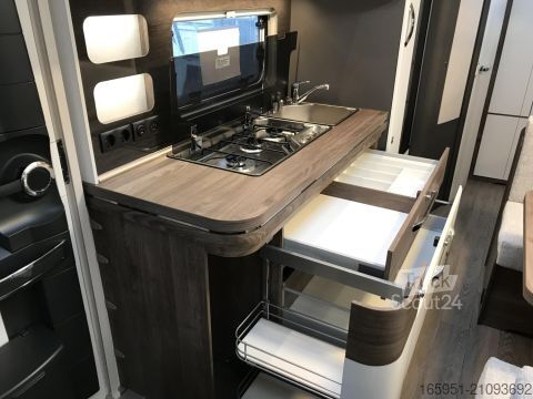 Τροχόσπιτο Hobby Excellent Edition 545 KMF 2000kg Garage Mod.26