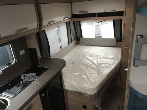 Caravan Knaus Südwind 450 FU Black Selection Modell 26 1700kg