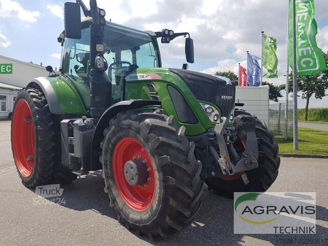 Tractor Fendt 718 VARIO S4