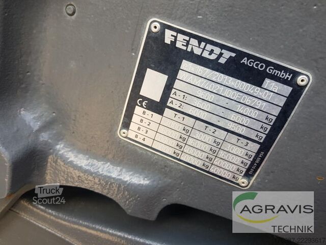 Tractor Fendt 718 VARIO S4
