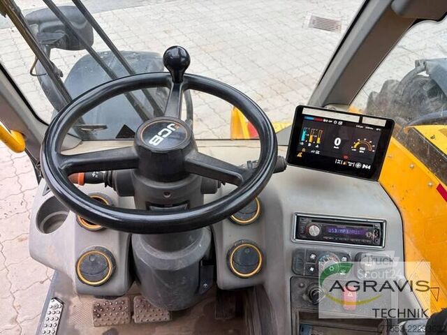 Încărcător telescopic JCB 542-70
