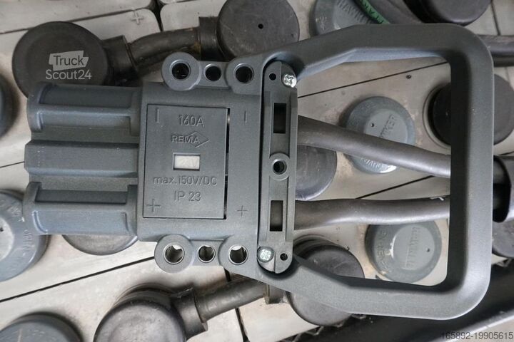 Krautuvo baterija HAWKER 24 Volt 3 PzV 330 Ah