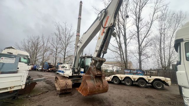 Εκσκαφέας ερπυστριοφόρος LIEBHERR R   924  LC