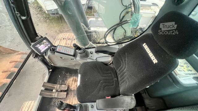 Εκσκαφέας ερπυστριοφόρος LIEBHERR R   924  LC