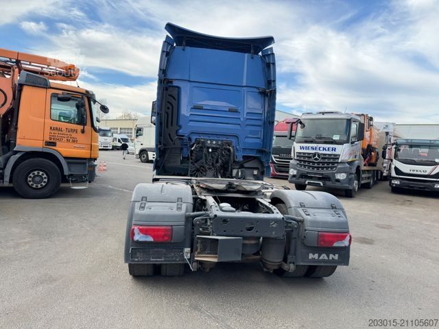Volumen trækker MAN TGX 18.440  XXL