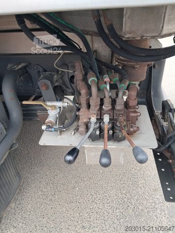 LKW-Fahrgestell MERCEDES-BENZ ATEGO 1518  K