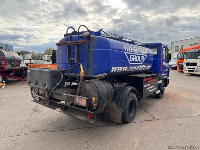 LKW mit Tankaufbau MERCEDES-BENZ 809  D