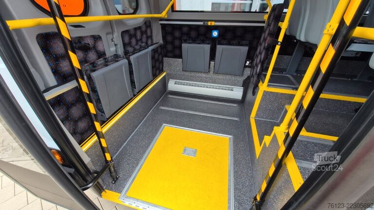 Mestský autobus IVECO Daily Heckniederflur Elektro City Stock