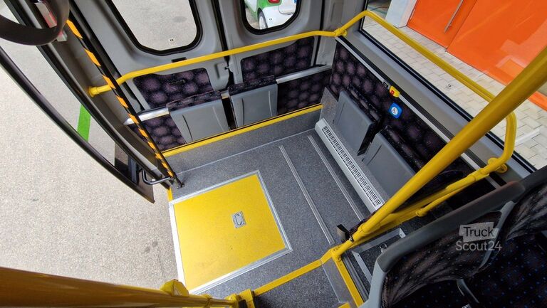 Mestský autobus IVECO Daily Heckniederflur Elektro City Stock