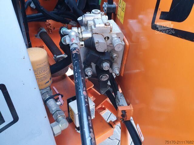 Inşaat makinesi JBM 630 MDX Holzhacker / nur 133h / 2008