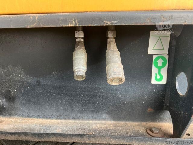 Inşaat makinesi CAT DE65E3 / Stromerzeuger / 60KVA / 2017 / 17.917h