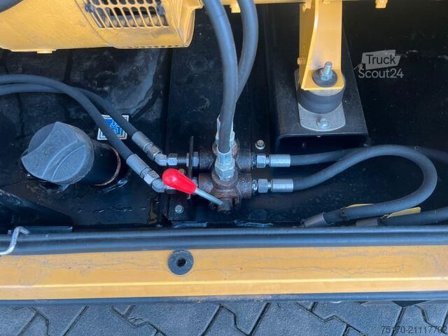 Inşaat makinesi CAT DE65E3 / Stromerzeuger / 60KVA / 2017 / 17.917h