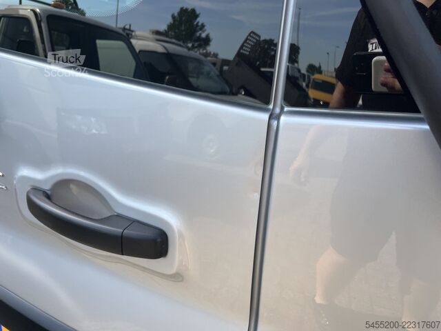 Autobus pasażerski Renault Trafic Passenger 9-Persoons 1.6 dCi Euro 6 Airc...