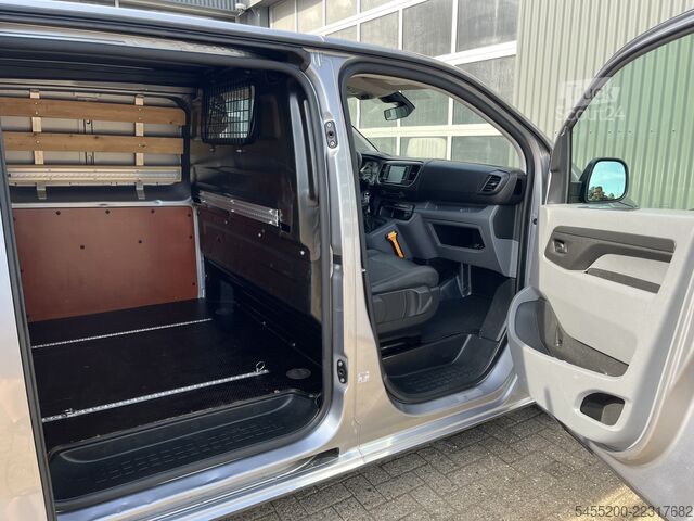 Camioneta familiar de techo alto Peugeot Expert 1.5 BlueHDI Marge BTW en BPM vrij!! Airc...