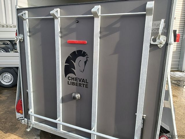 Paardenaanhanger Cheval Liberté ideal leicht günstig Top Ausstattung Gold First