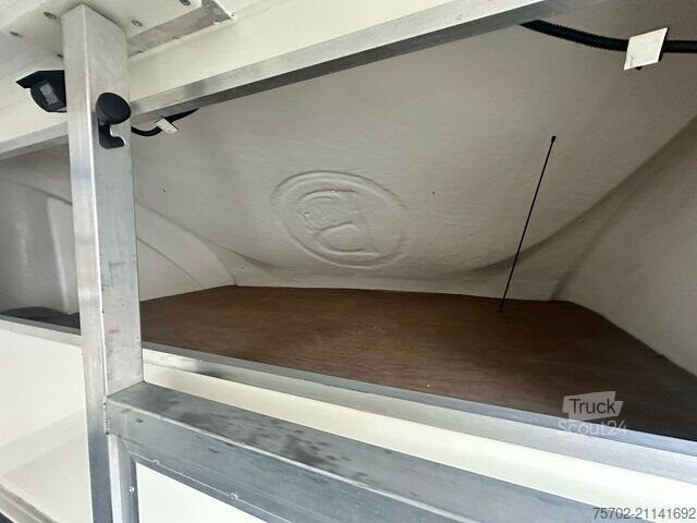 Viehtransporter Renault Master 1-2 Pferde Bloomfields