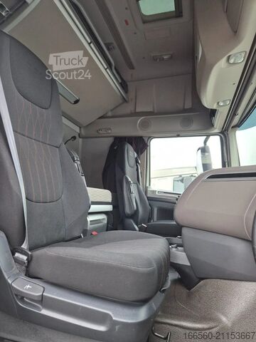 Standaard trekker DAF XF 480 FT SUPER SPACE CAB