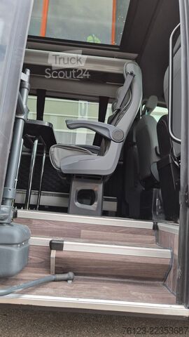 Minibús MERCEDES-BENZ 319 StockSprinter VIP Shuttle 9 SS  Panoramadach