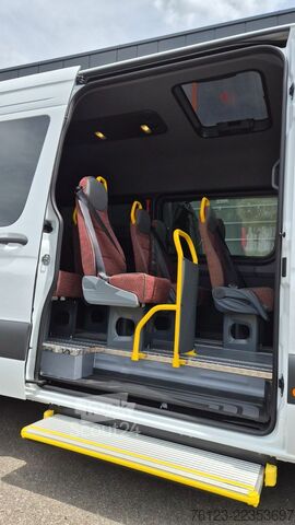 Minibüs MERCEDES-BENZ 10 Sprinter Lord Light 22 Sitzer Vorlauffahrzeug