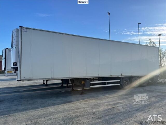  Schmitz box semi-trailer with fridge/freezer unit – load b