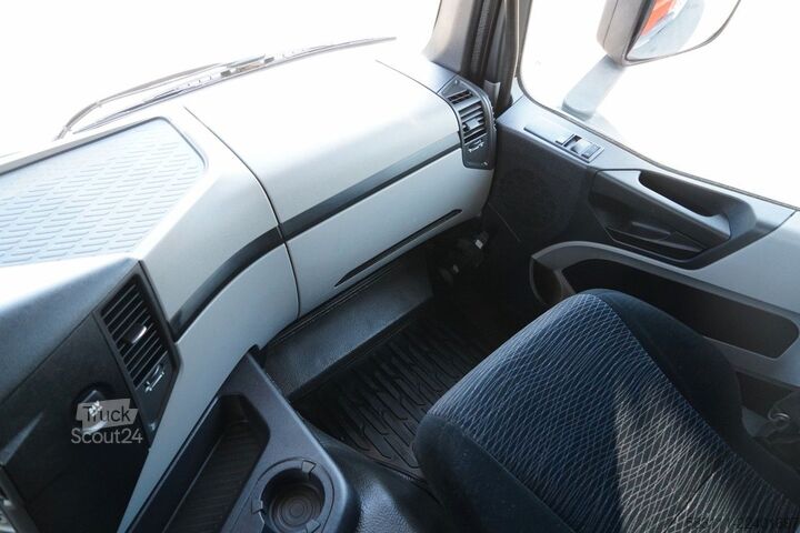 Tentinė platforma sunkvežimis MERCEDES-BENZ ANTOS 1830 / FIRANKA - 6,5 M / 4x2 / SOLÓWKA / W