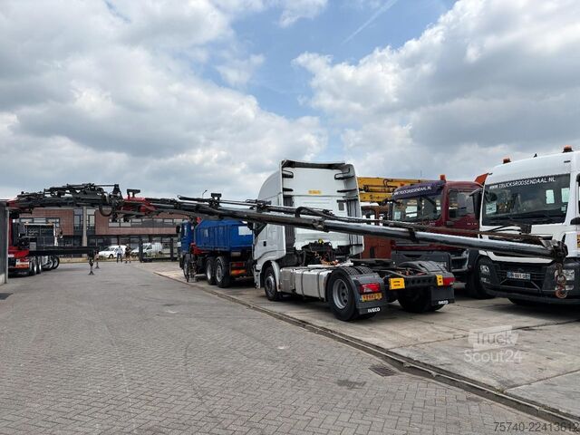 Autokrāna kravas automašīna DAF CF530 + FASSI F 820 RA 6X EXT.  +  JIB 6X EXT. ...