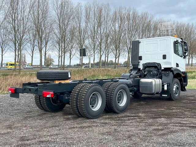 Šasija ar kabīni Iveco T-Way AD380T43H-4500 AT Chassis Cabin (9 units)