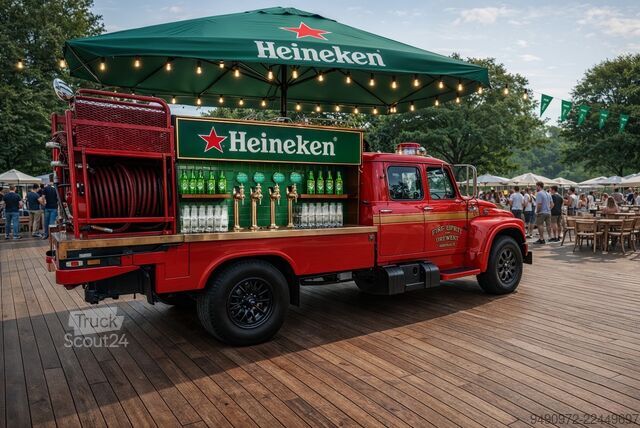 Samochód strażacki CI International Loadstar 1600