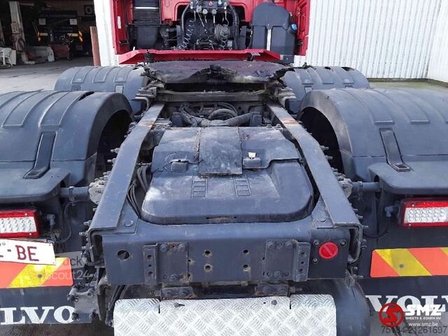 Tractor estándar Volvo FH 540 Globe Xl hydraulic 690km