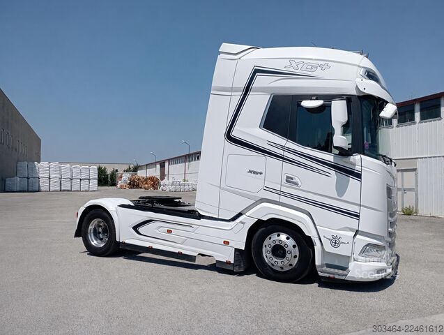 τυπική μονάδα τράκτορα DAF XG+ 530 euro 6e FULL PNEUM. & Full Opt.