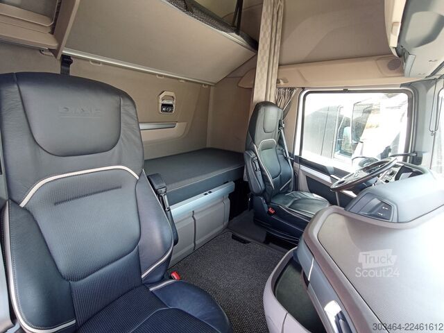 τυπική μονάδα τράκτορα DAF XG+ 530 euro 6e FULL PNEUM. & Full Opt.