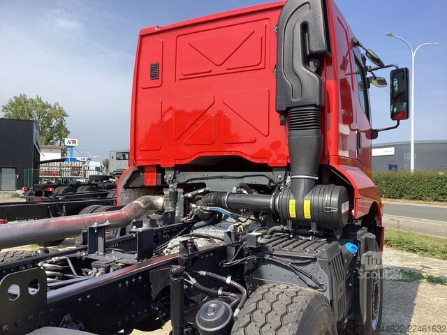 Telaio camion Ford 8x4 Construction 4145D Low Roof Sleeper
