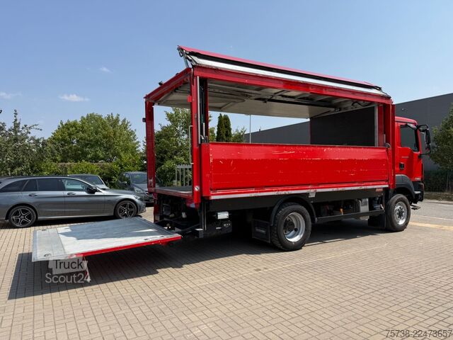 Dzērienu kravas automašīna MAN TGM 13.290 4x4 Getränke/Seitenlader+LBW/Navi