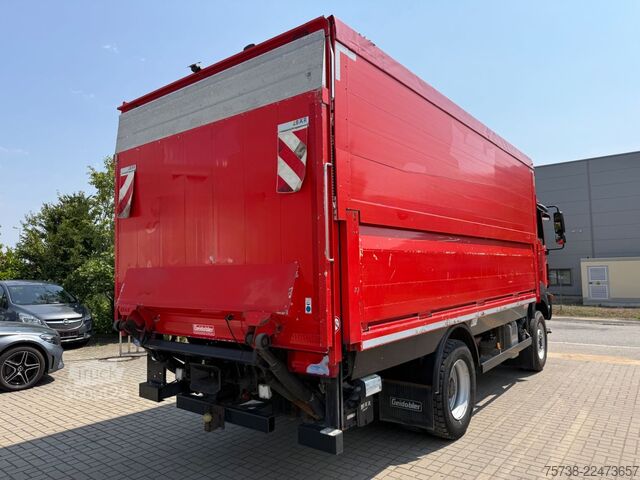 Dzērienu kravas automašīna MAN TGM 13.290 4x4 Getränke/Seitenlader+LBW/Navi