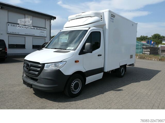 Jääkaappikorinen pakettiauto MERCEDES-BENZ Sprinter 315CDI Tiefkühlkoffer-20°C Klima Navi