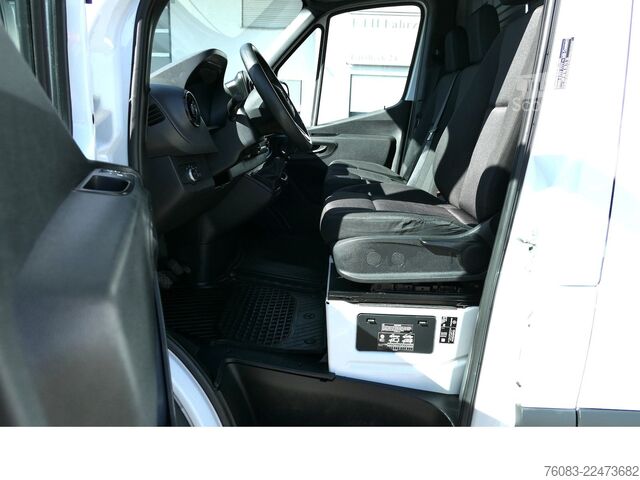 Фургон с высокой крышей MERCEDES-BENZ Sprinter 315 CDI 907 Maxi Kasten Kamera