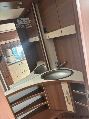 Lakókocsi Lord Plasir 620