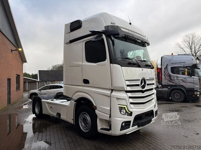 Standard-SZM Mercedes-Benz Actros 1845 L Gigaspace 2x tank Standairco Smar...