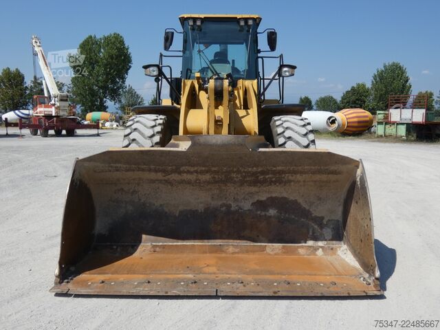 Riteņu iekrāvējs Caterpillar 950 GC