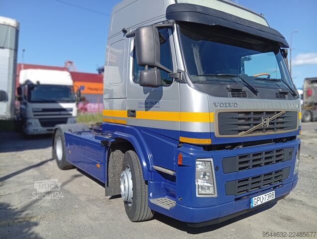 Standarta vilcējs Volvo FM 12