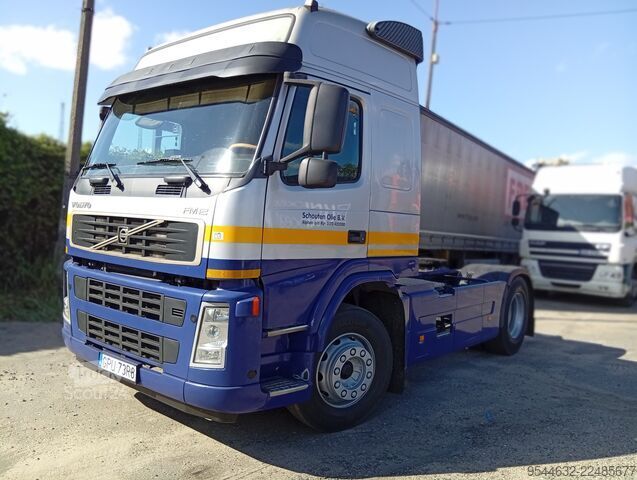 Standarta vilcējs Volvo FM 12