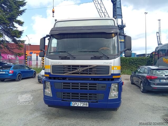 Standarta vilcējs Volvo FM 12