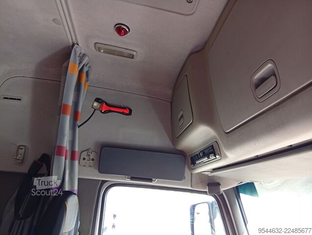 Standarta vilcējs Volvo FM 12