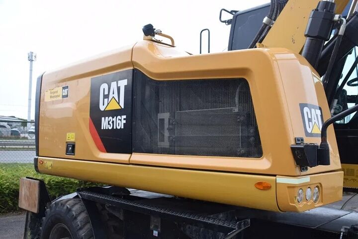 Pelle sur roues Caterpillar M316F