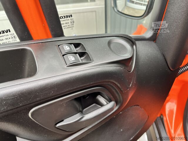 Loading platform Iveco Daily 35C15 2.3 375 Trekhaak 3500kg Laadklep 50...