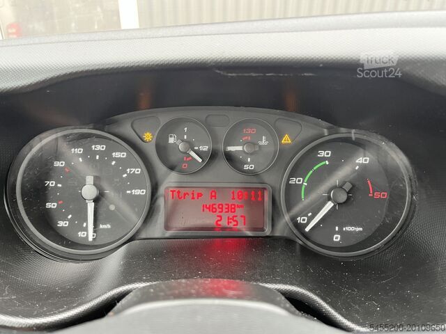 Πλατφόρμα φόρτωσης Iveco Daily 35C15 2.3 375 Trekhaak 3500kg Laadklep 50...
