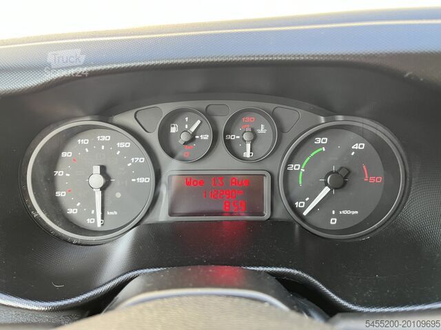 Plataforma de carga Iveco Daily 35S11D 2.3 DC 7 persoons 3500kg trekgewic...