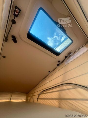Caravan/camper MERCEDES-BENZ V 300 LANG MARCO POLO KÜCHE WEBASTO LED AIRMATIC