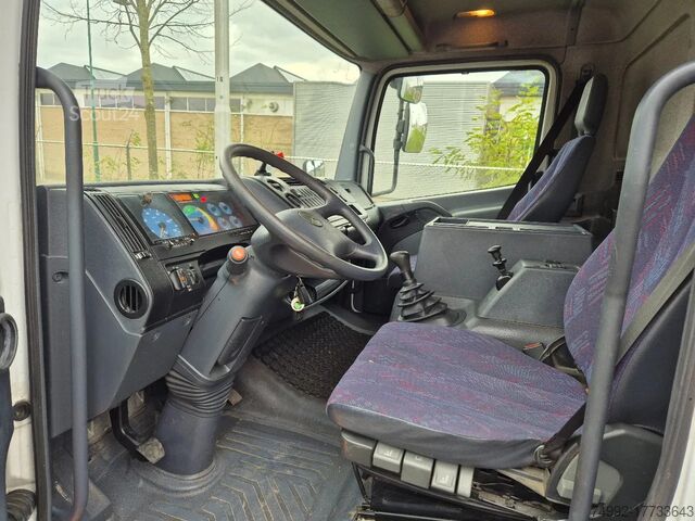 Kovček Mercedes-Benz Atego 917 Showroom KM 49.000 KM ORGINAL