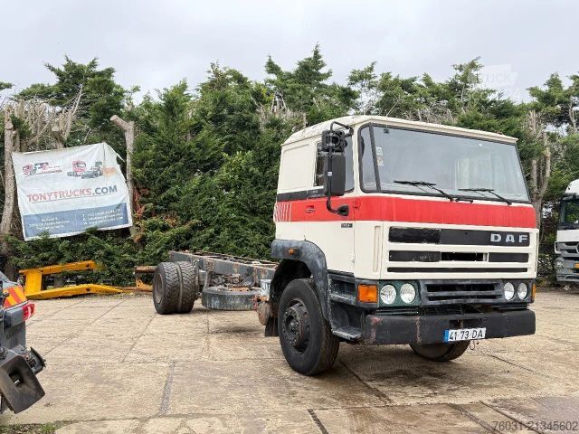 Vrachtwagenchassis DAF 2300 4X2 Chassis Spring/Air Manual Gearbox